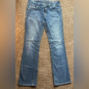 31 | Medium Was Bootcut, Low-Rise "MissMe"